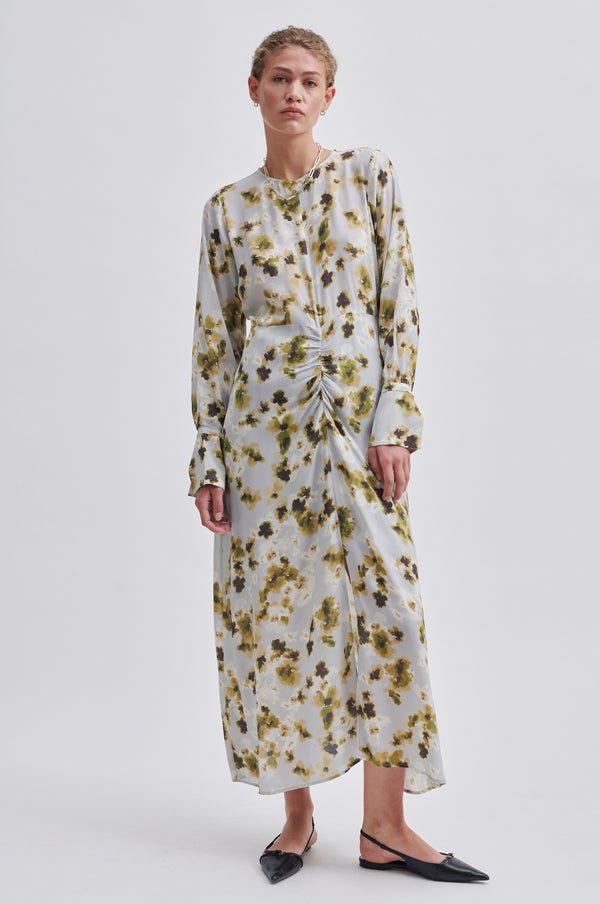 Andra Dress from SECOND FEMALE at Edito boutique Andra Dress from SECOND FEMALE at Edito boutique