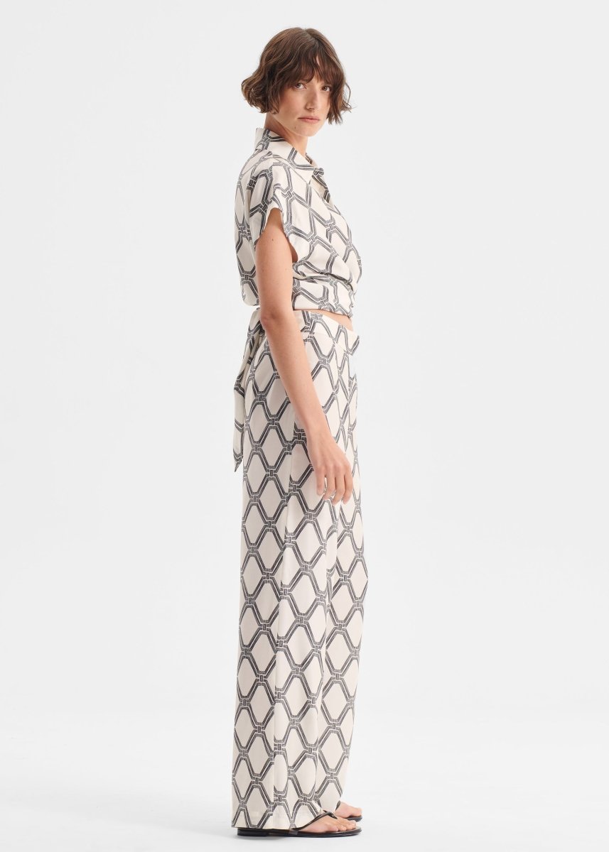 Arlo Wrap Shirt in Print from MORRISON at Edito boutique