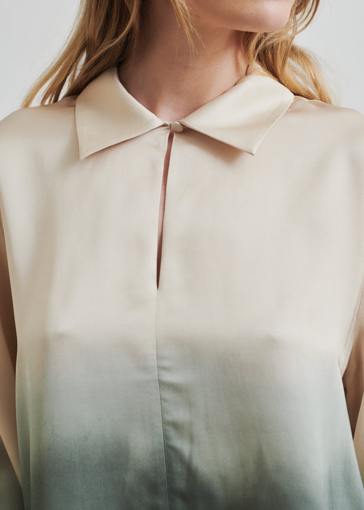 Avora Blouse in Agave Green from Second Female