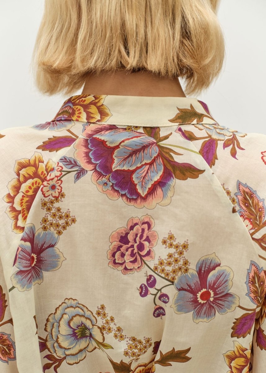 Dialogue Blouse in Flowers from DEVOTION TWINS at Edito boutique