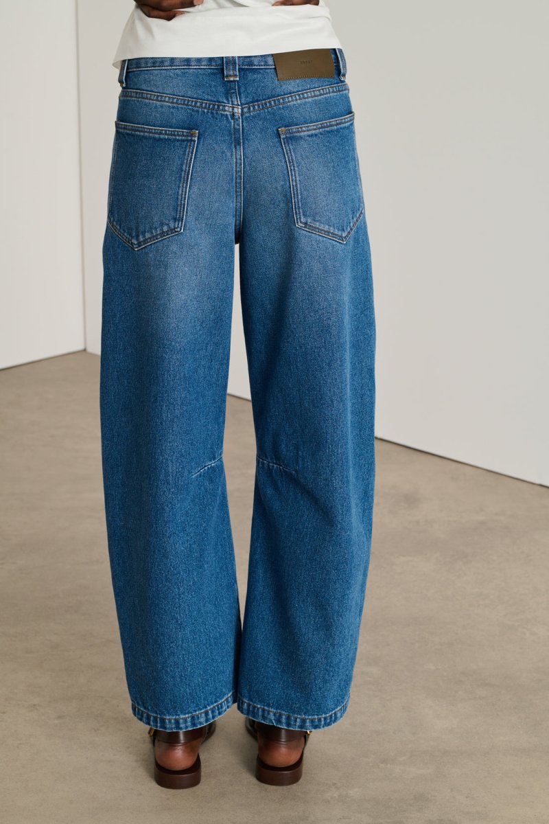 Eliott Jeans in Blue from SOEUR at Edito boutique