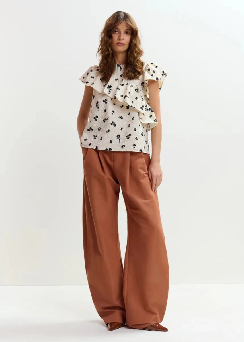 Joojoo Ruffle Top in Off White from ESSENTIEL ANTWERP at Edito Boutique