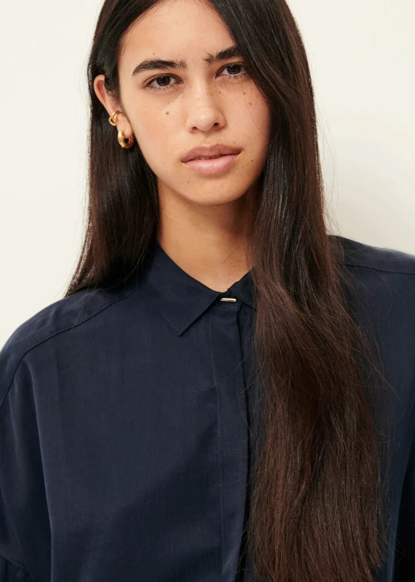 Lady D Shirt in Navy from SESSUN at Edito boutique
