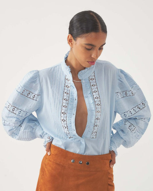 Lena blouse in Blue from ANTIK BATIK at Edito boutique Lena blouse in Blue from ANTIK BATIK at Edito boutique