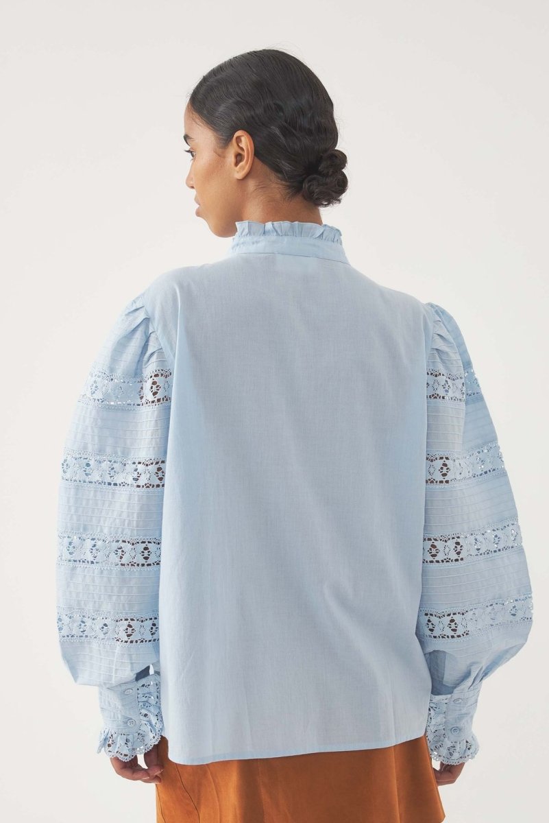 Lena blouse in Blue from ANTIK BATIK at Edito boutique