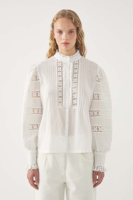 Lena blouse in White from ANTIK BATIK at Edito boutique Lena blouse in White from ANTIK BATIK at Edito boutique