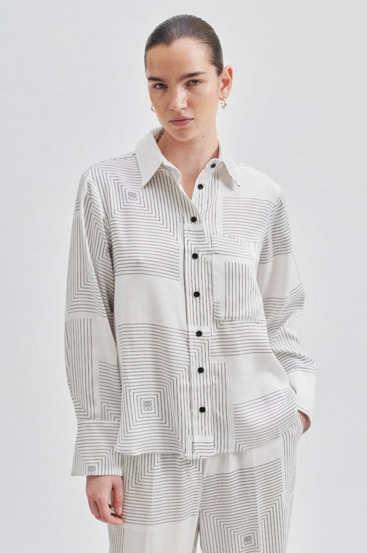 Tiarra Shirt from SECOND FEMALE at Edito boutique Tiarra Shirt from SECOND FEMALE at Edito boutique