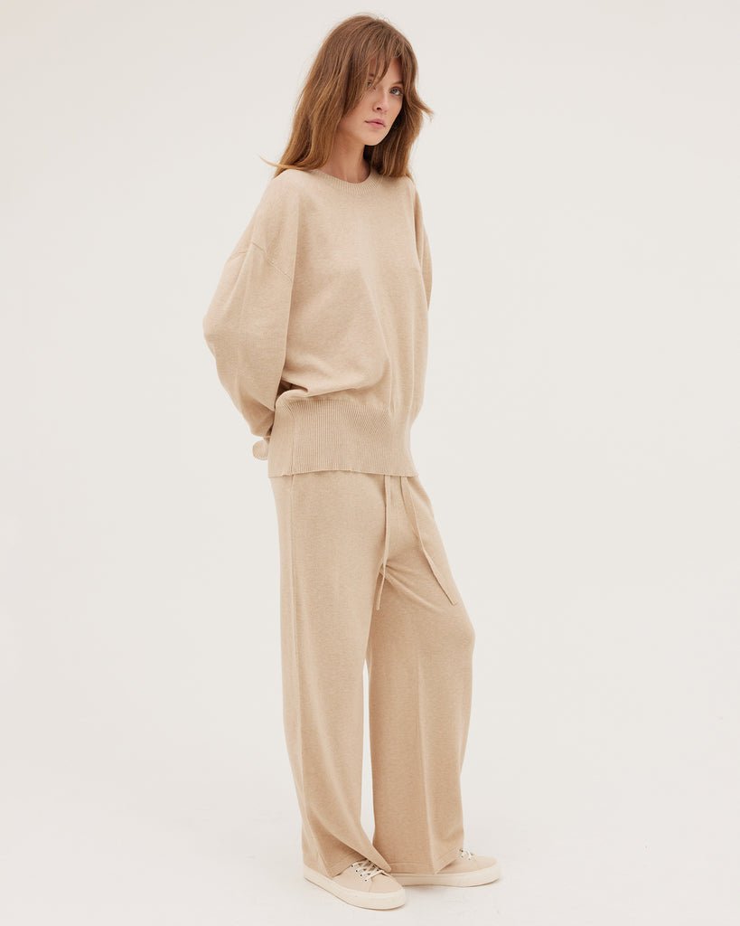 Travel Crew Sweater from CLOTH & CO at Edito boutique