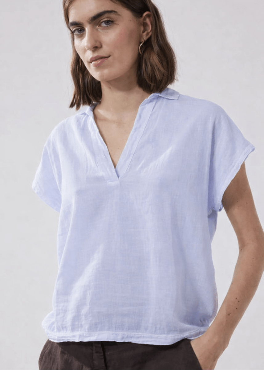 Tuggen T-Shirt in Sky from HARTFORD at Edito boutique