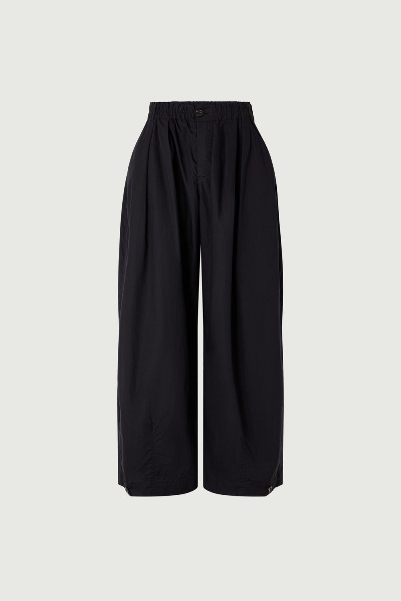 Vernon Trousers in Black from SOEUR at Edito boutique