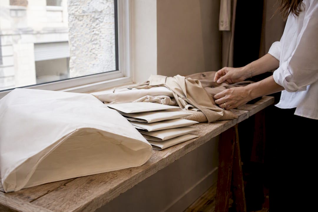 Fast shipping clothing Australia: what to expect and when - Edito Boutique