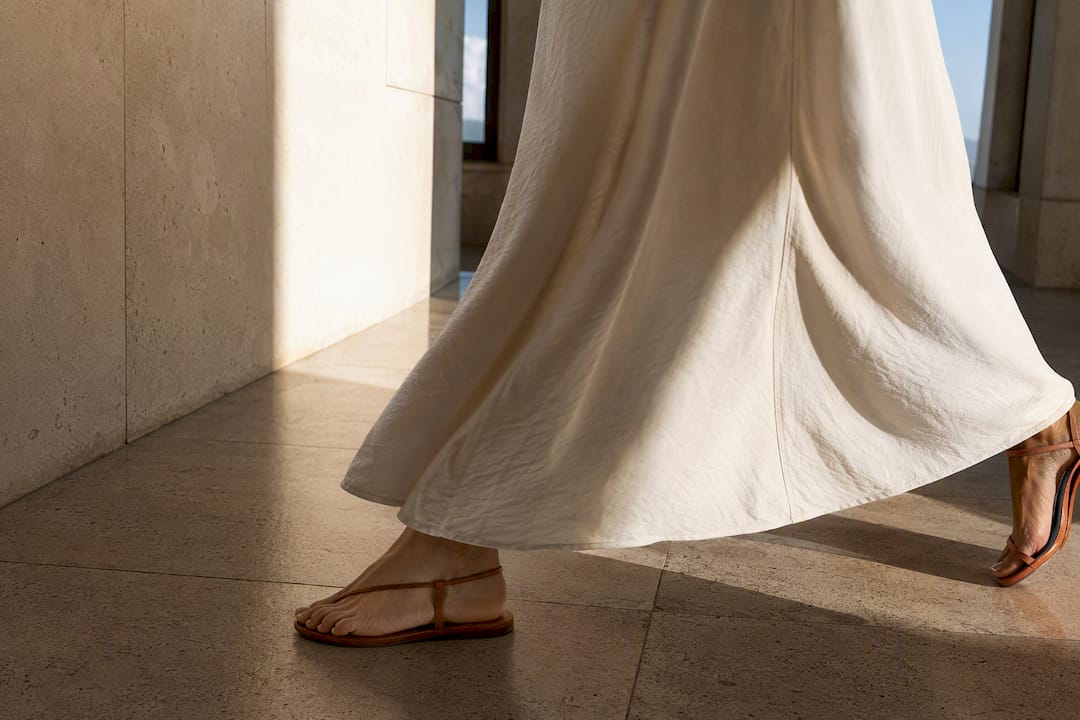 One Maxi, Two Shoes: How to Style a Maxi Dress All Season - Edito Boutique