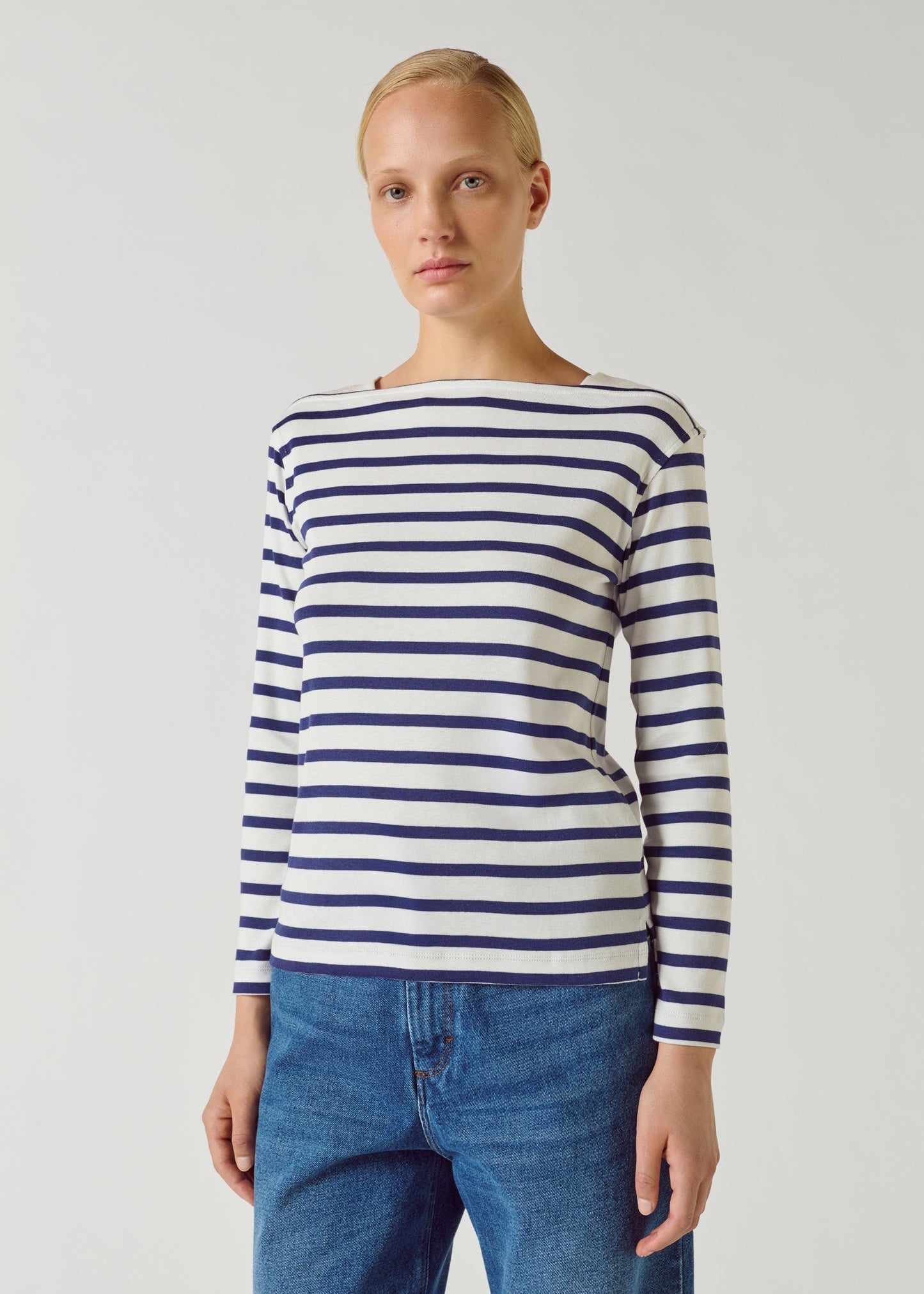 Katy T-shirt in White/Navy from Soeur