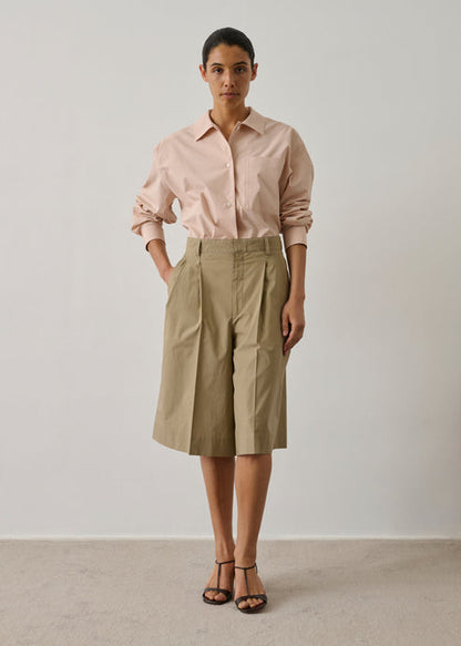 Imogen Bermuda Shorts in Sand from Soeur