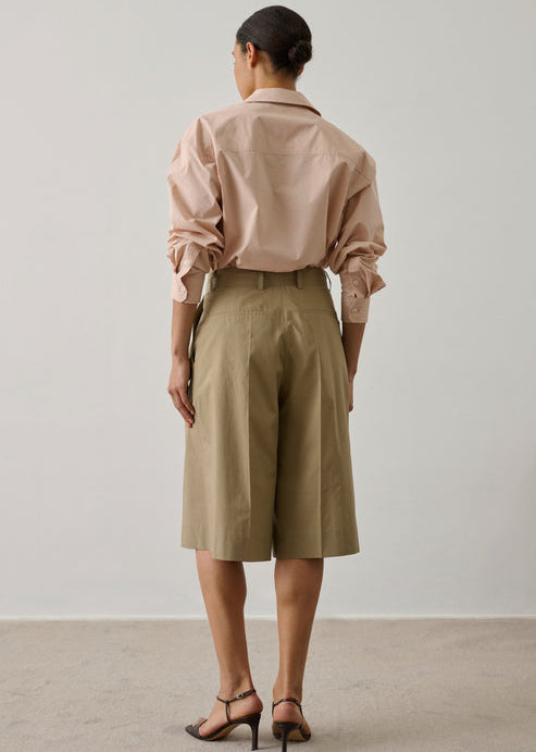 Imogen Bermuda Shorts in Sand from Soeur