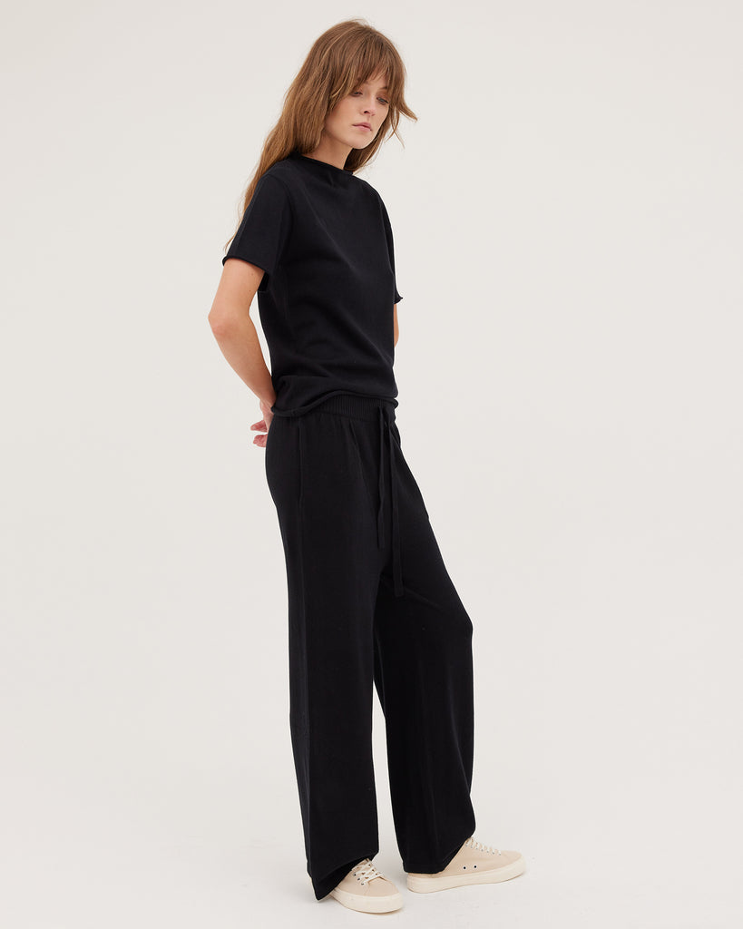 Cloth & Co Travel Pant Black