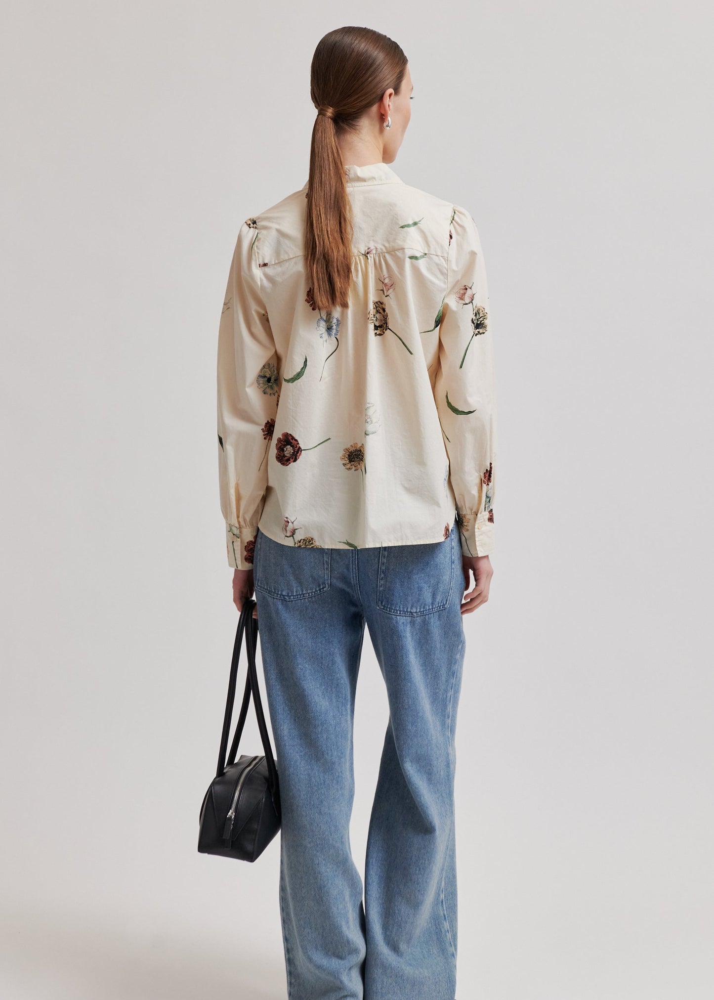 Floco Floral Shirt in Sand from Second Female