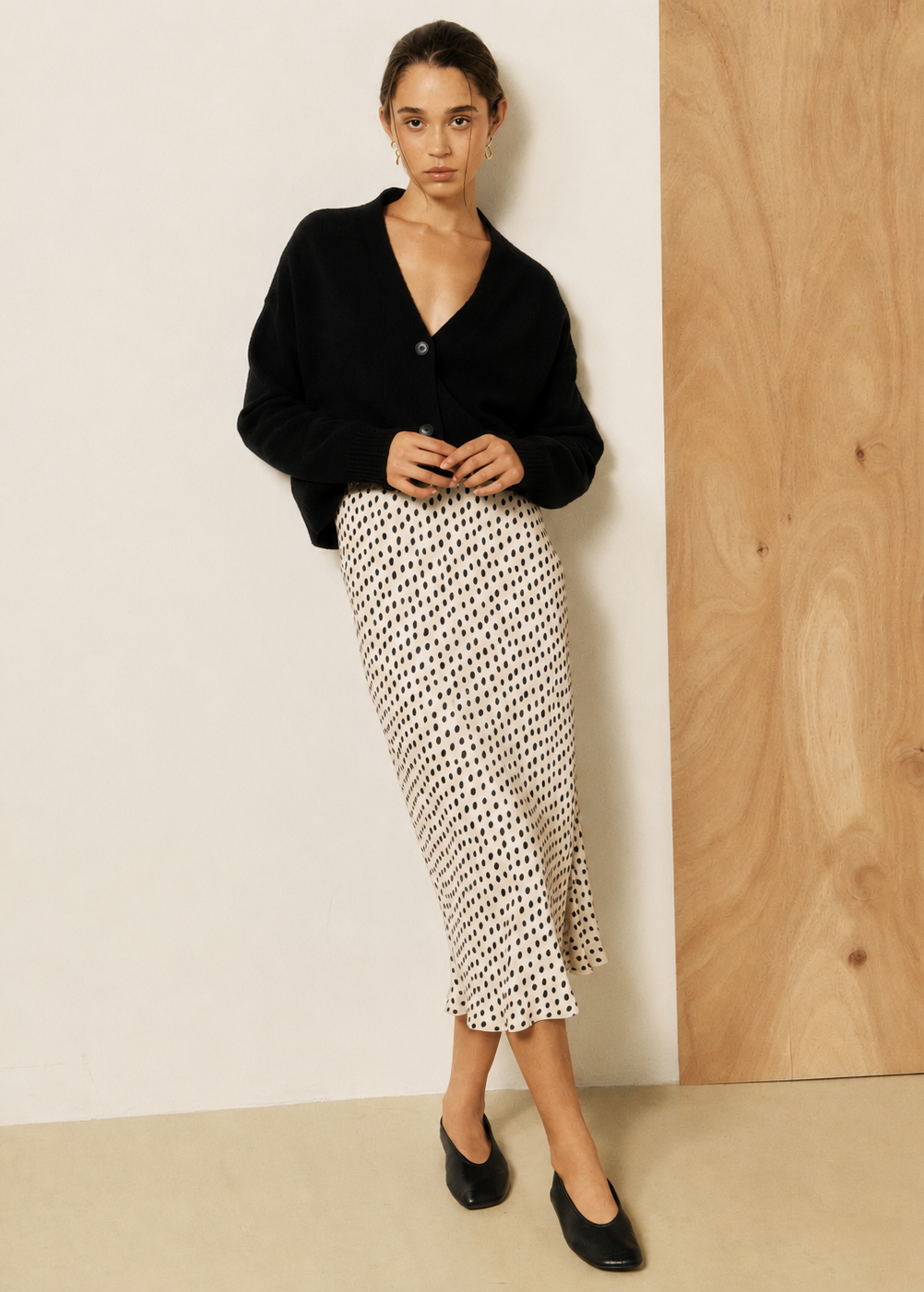 Jimo Skirt in White/Black from Hartford