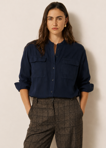 Christia shirt in Night from Hartford