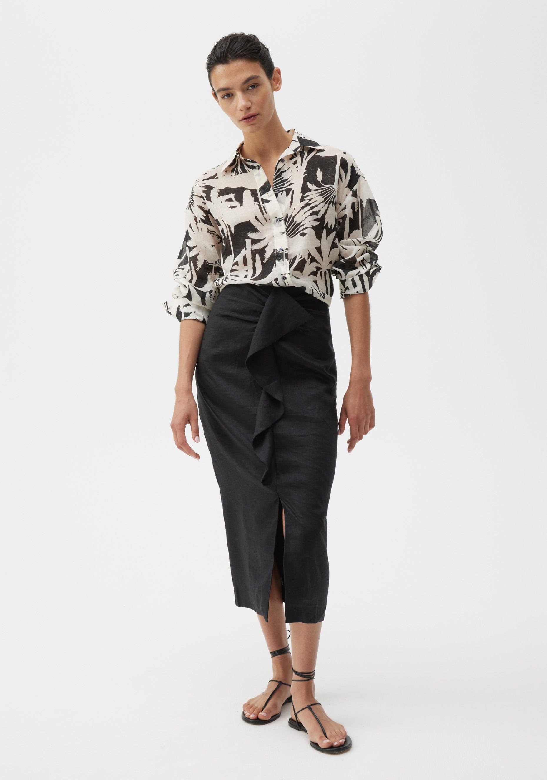 Morrison Savasi Shirt in Black/White Botanical Print