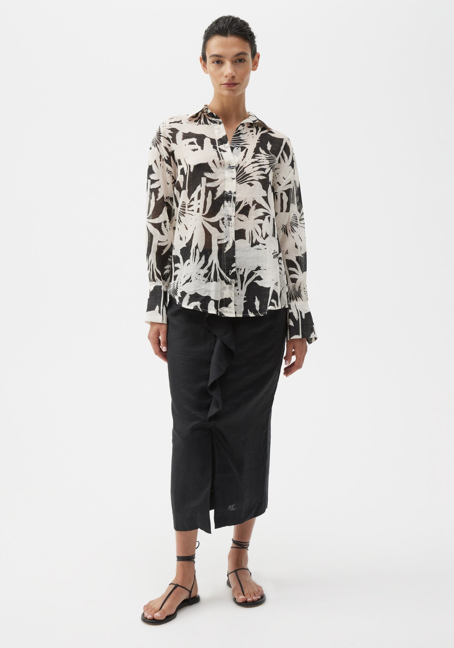 Morrison Savasi Shirt in Black/White Botanical Print