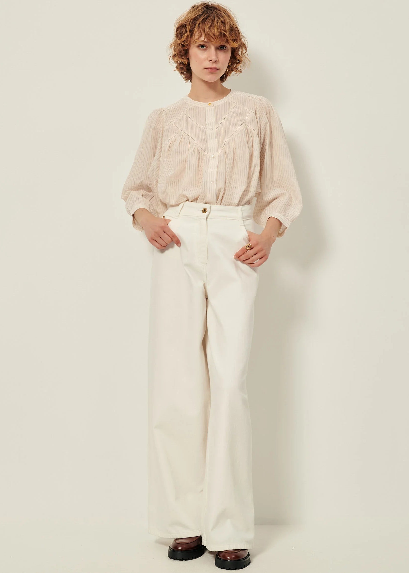 Savi Blouse in Sandblack from Sessun