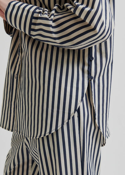 Aila Shirt in Trenchcoat from SECOND FEMALE at Edito boutique
