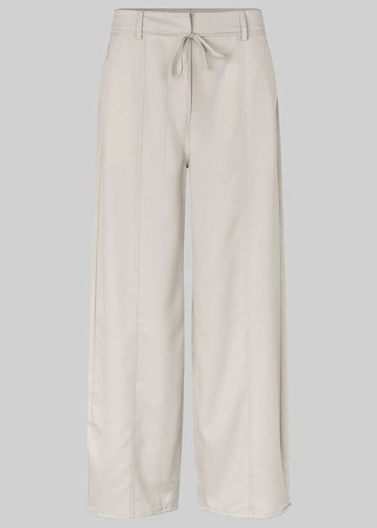 Amaze Cargo Trousers in Beige from SECOND FEMALE at Edito Boutique