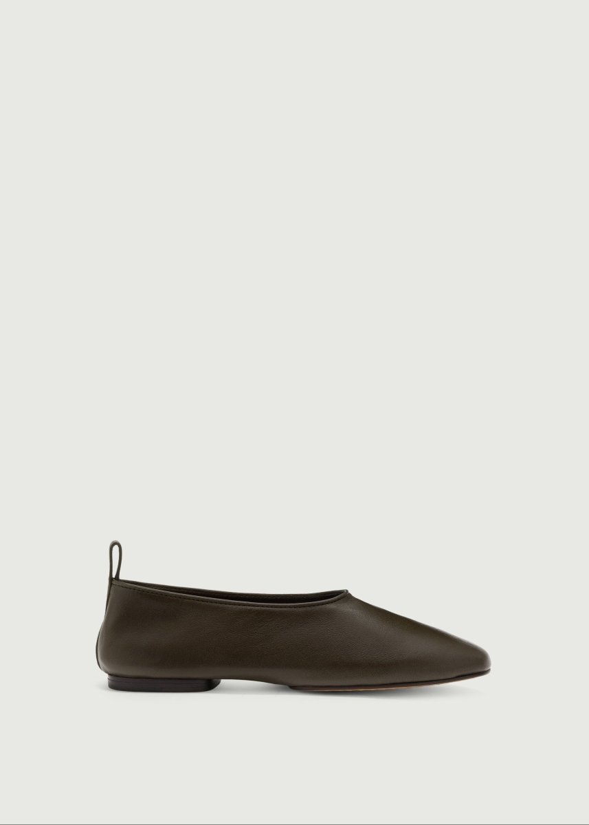 Bala Shoes in Khaki from SOEUR at Edito Boutique