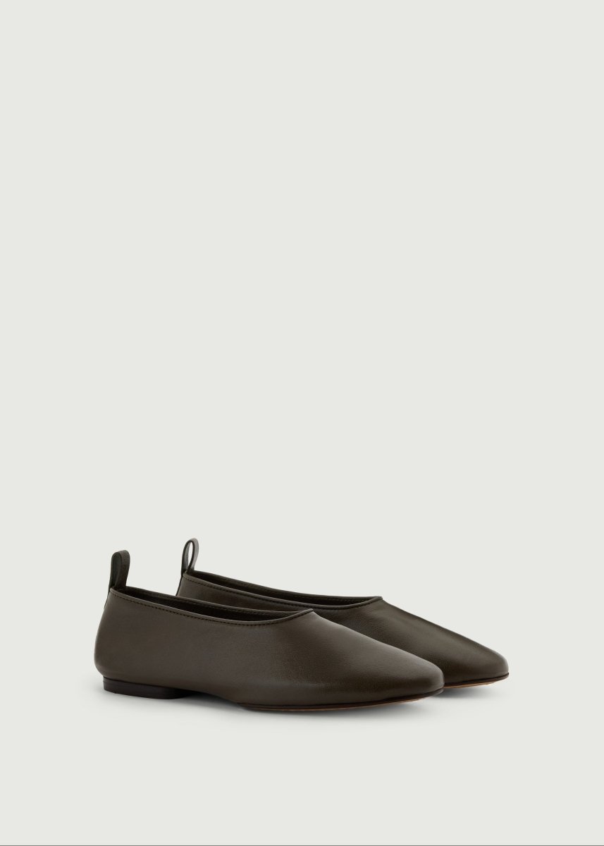Bala Shoes in Khaki from SOEUR at Edito Boutique