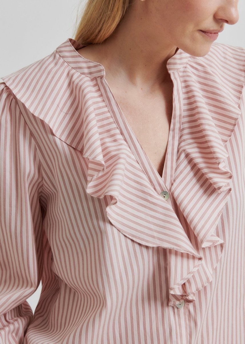 Becka Frill Shirt in Rose from SECOND FEMALE at Edito boutique