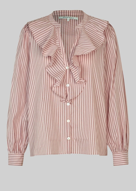 Becka Frill Shirt in Rose from SECOND FEMALE at Edito boutique