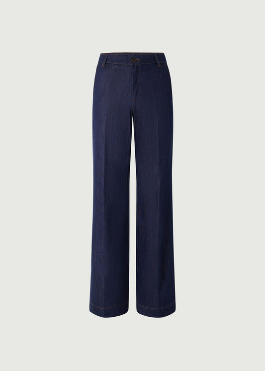 California Jeans in Raw Denim from Soeur