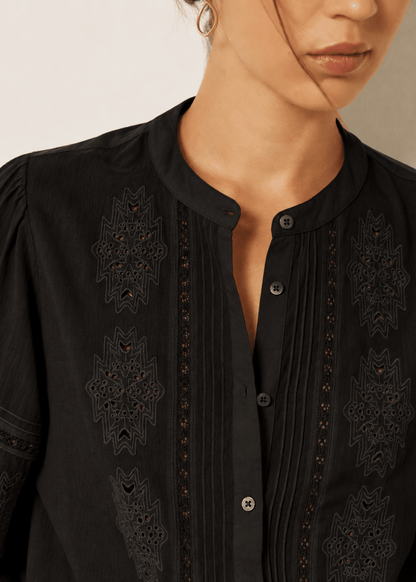 Charly Shirt in Black from HARTFORD at Edito Boutique