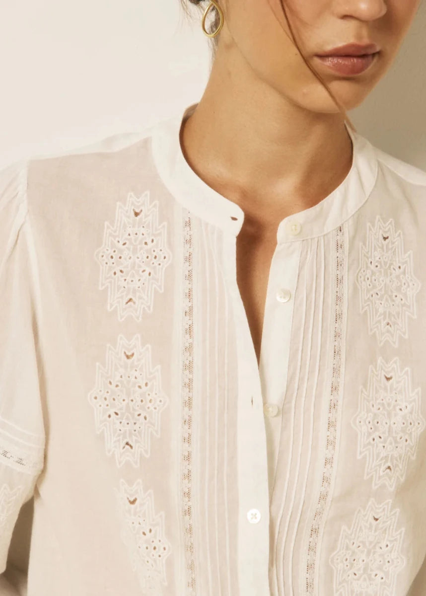 Charly Shirt in Ecru from HARTFORD at Edito Boutique