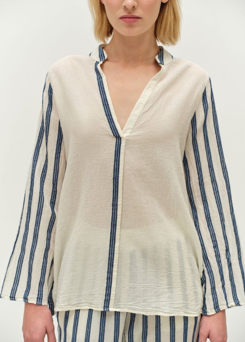 Chummy Top in Ecru/Navy from DEVOTION TWINS at Edito boutique