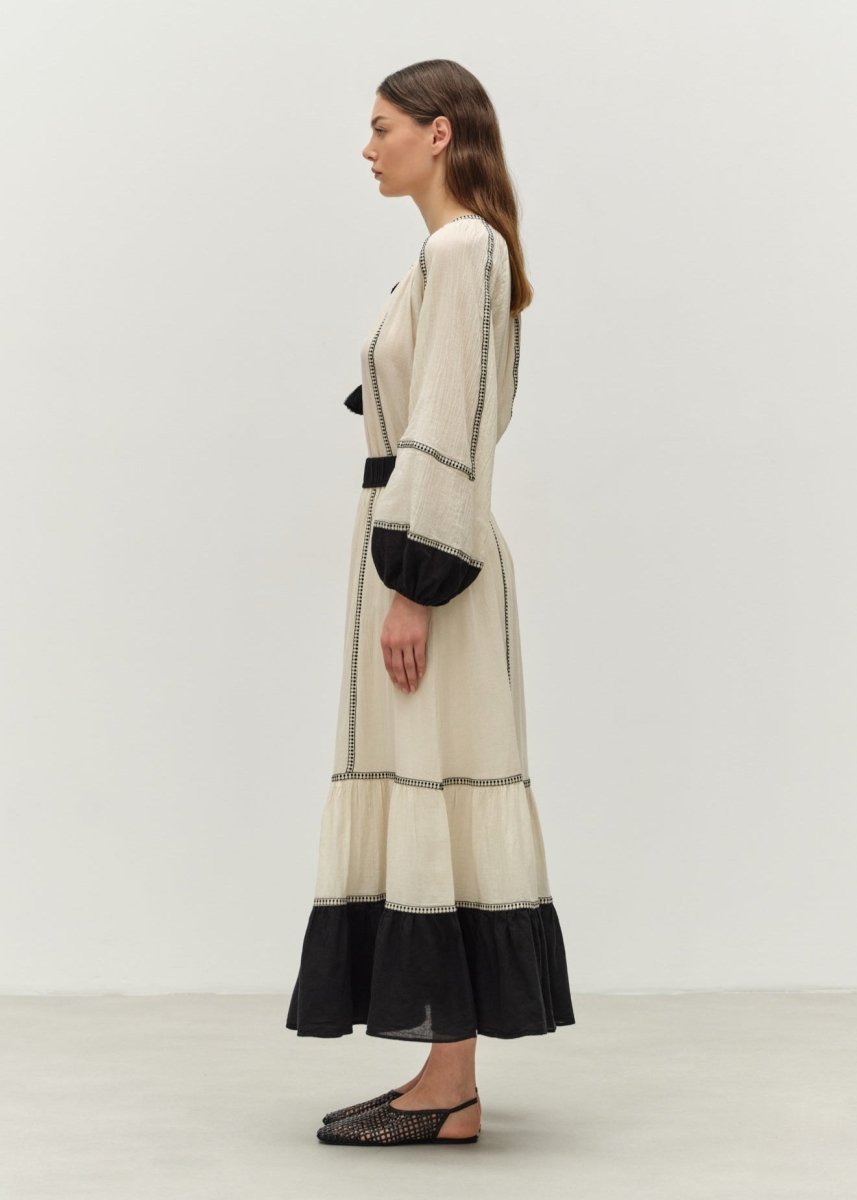 Epilogue Blouse in Off White/Black from DEVOTION TWINS at Edito boutique