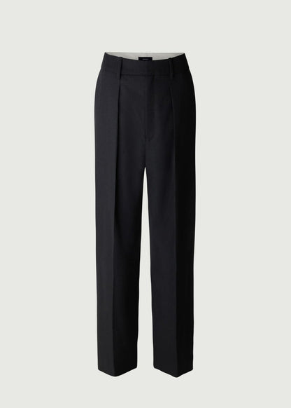 Ferrel Trousers in Black from SOEUR at Edito boutique