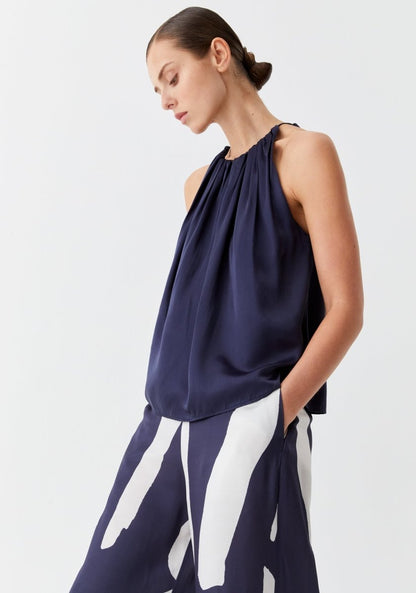 Fredrika Top in NavyMORRISONEdito boutique