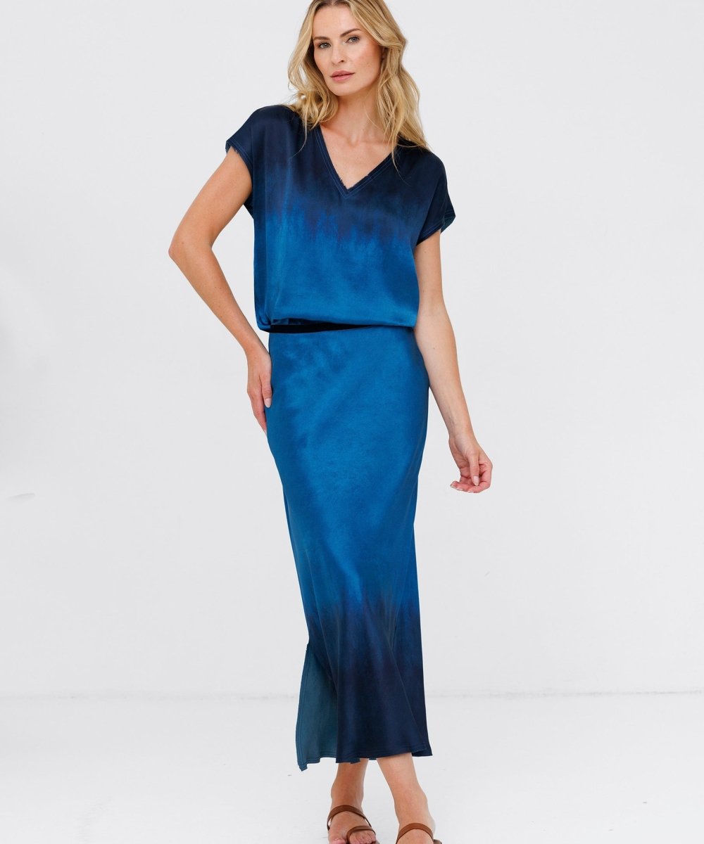 Go Raw Revisited Tee in Blue from GO SILK at Edito boutique