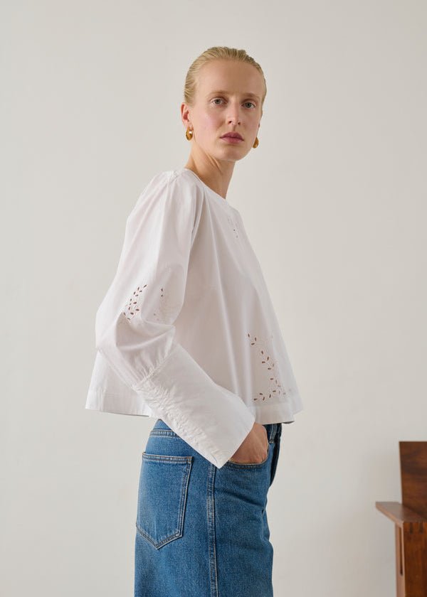 Hansel Shirt in White from SOEUR at Edito boutique