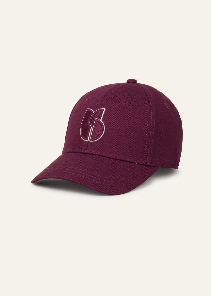 Heloa Cap in Plum from BA&SH at Edito boutique