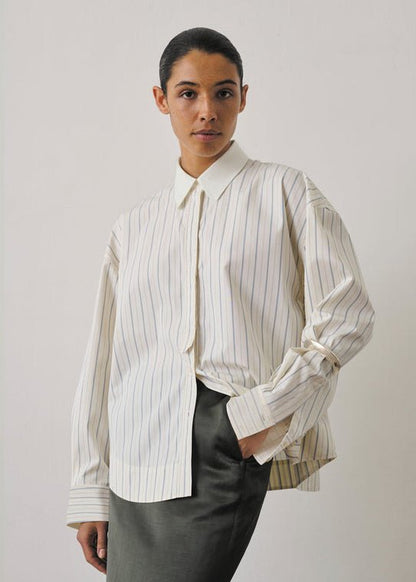 Idesia Shirt in Ecru/Blue from SOEUR at Edito boutique