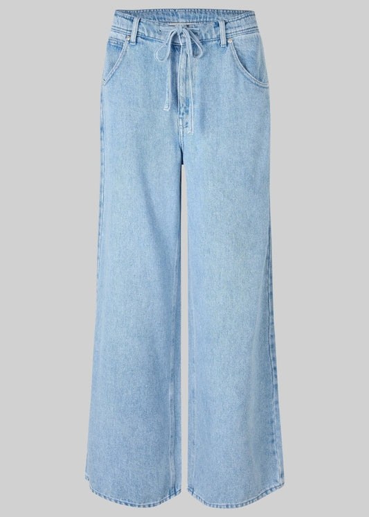 Irvine Denim Jeans in Blue from SECOND FEMALE at Edito boutique