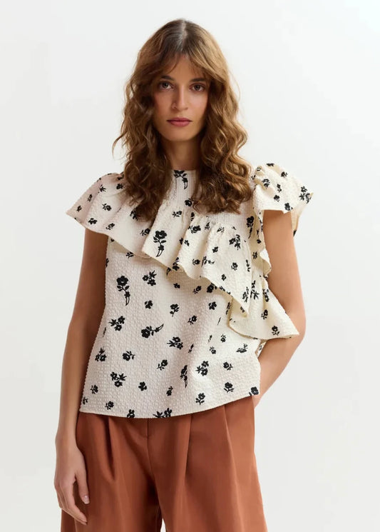 Joojoo Ruffle Top in Off White from ESSENTIEL ANTWERP at Edito Boutique
