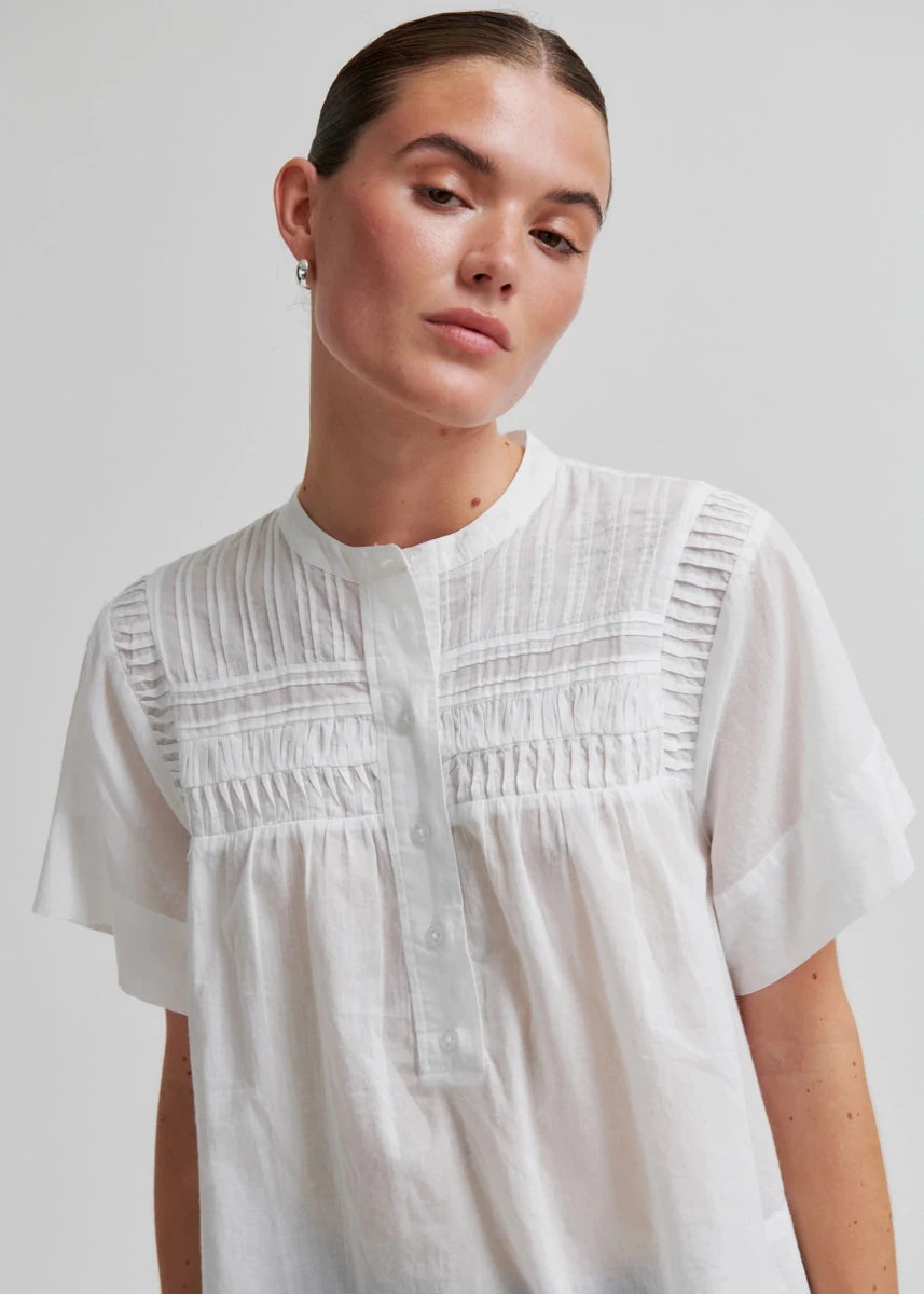 Maise SS Blouse in Egret from SECOND FEMALE at Edito Boutique