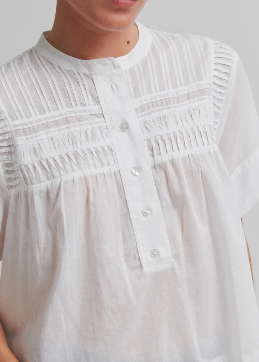 Maise SS Blouse in Egret from SECOND FEMALE at Edito Boutique