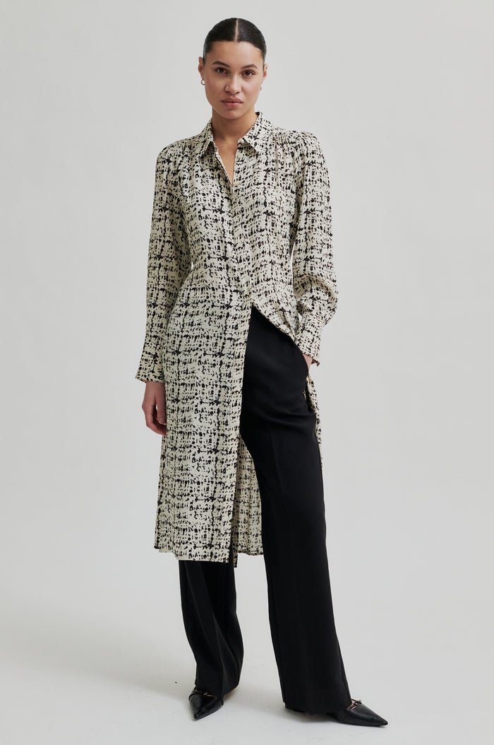 Maluka Dress in French Oak from SECOND FEMALE at Edito boutique