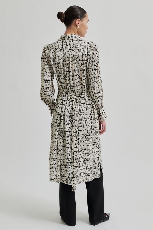 Maluka Dress in French Oak from SECOND FEMALE at Edito boutique