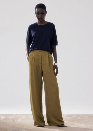 Matija Sweater in Navy from HARTFORD at Edito boutique